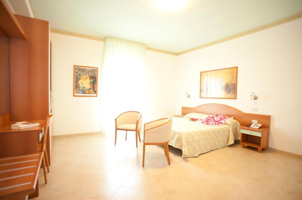 Oasiclub Hotel Vieste Værelse billede