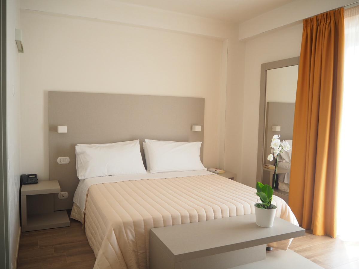 Oasiclub Hotel Vieste Eksteriør billede