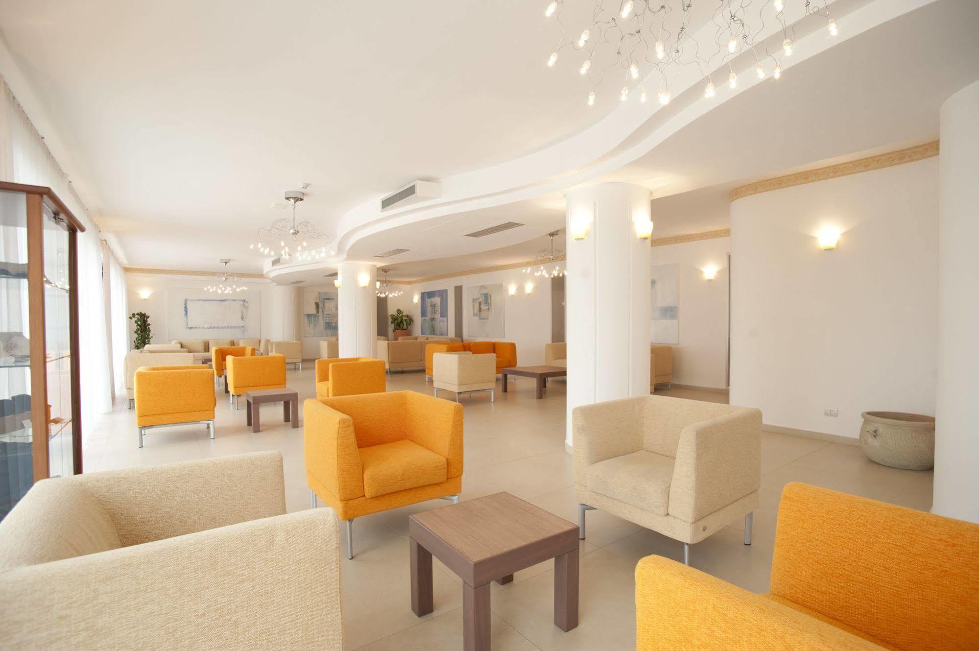 Oasiclub Hotel Vieste Eksteriør billede