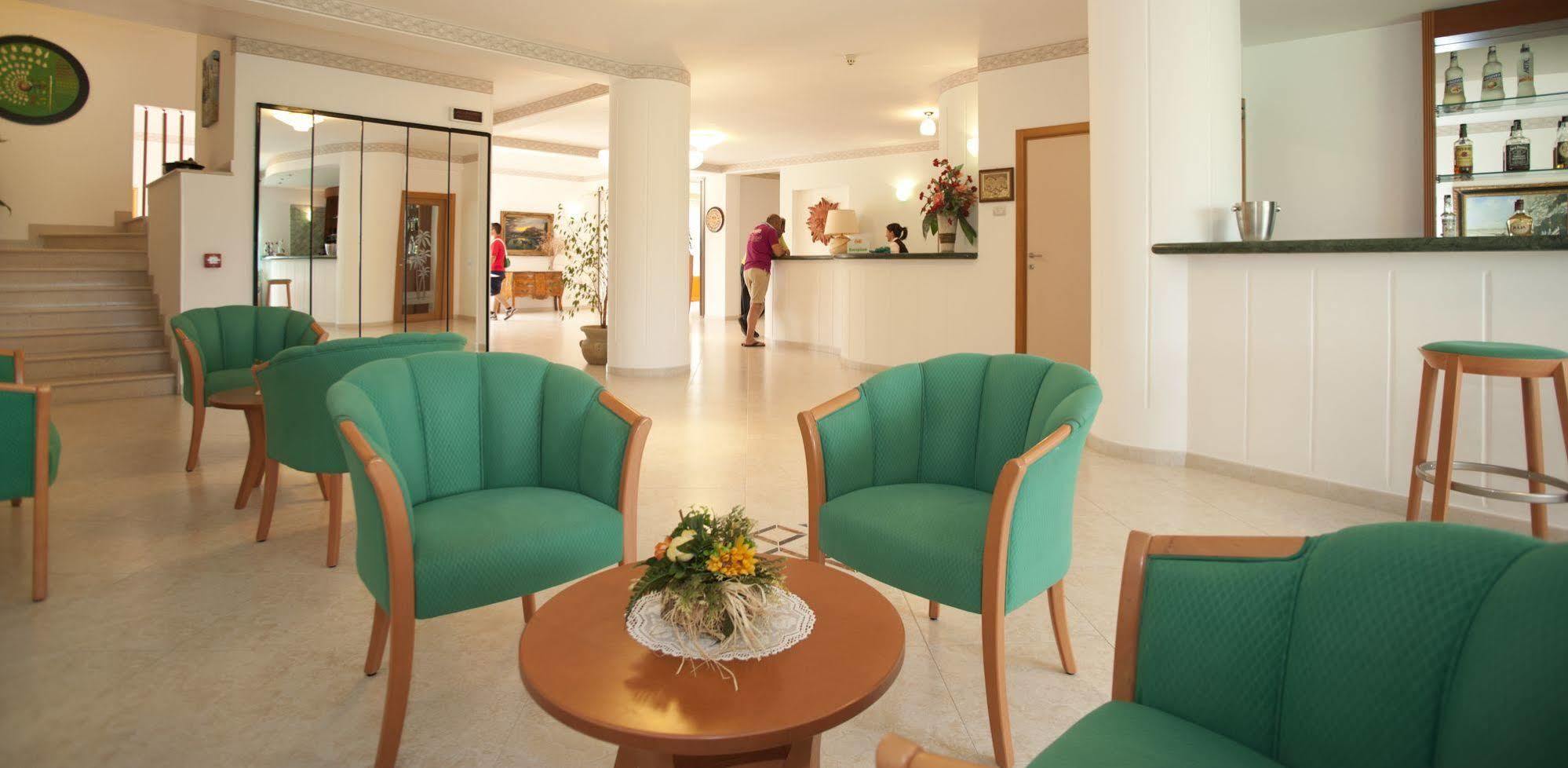 Oasiclub Hotel Vieste Eksteriør billede